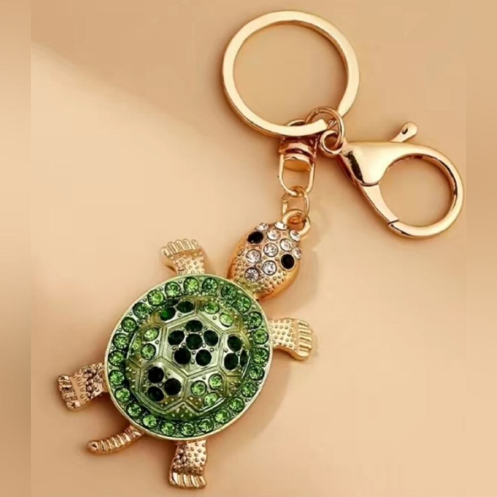 Turtle Keychain Green - Picture 2 of 3